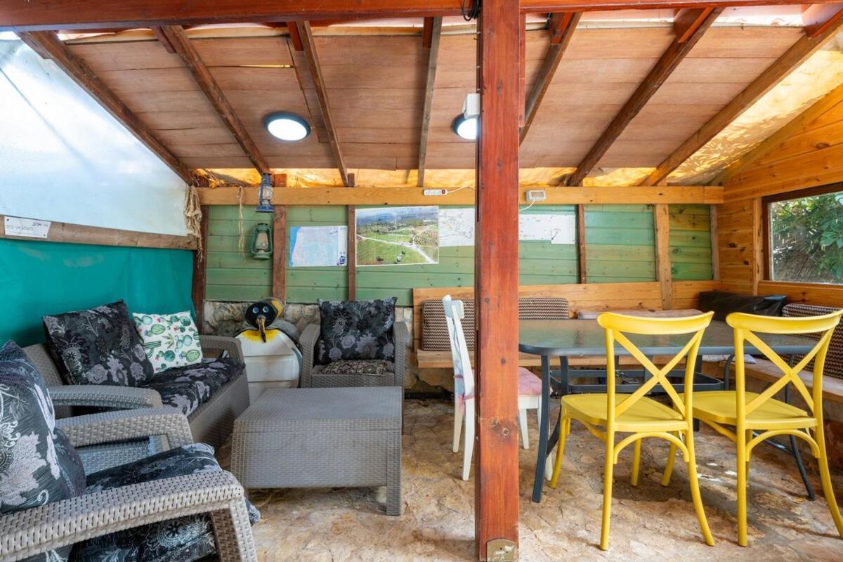 Country Lodging In Manot Luaran gambar